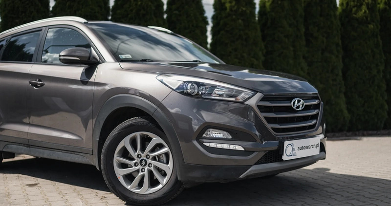 Hyundai Tucson cena 75990 przebieg: 106597, rok produkcji 2017 z Tychowo małe 781